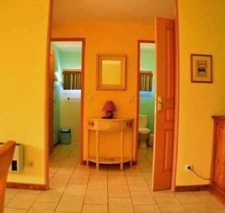 Mirabel #4, Maisonette, Terrace And Pool Access * Grospierres